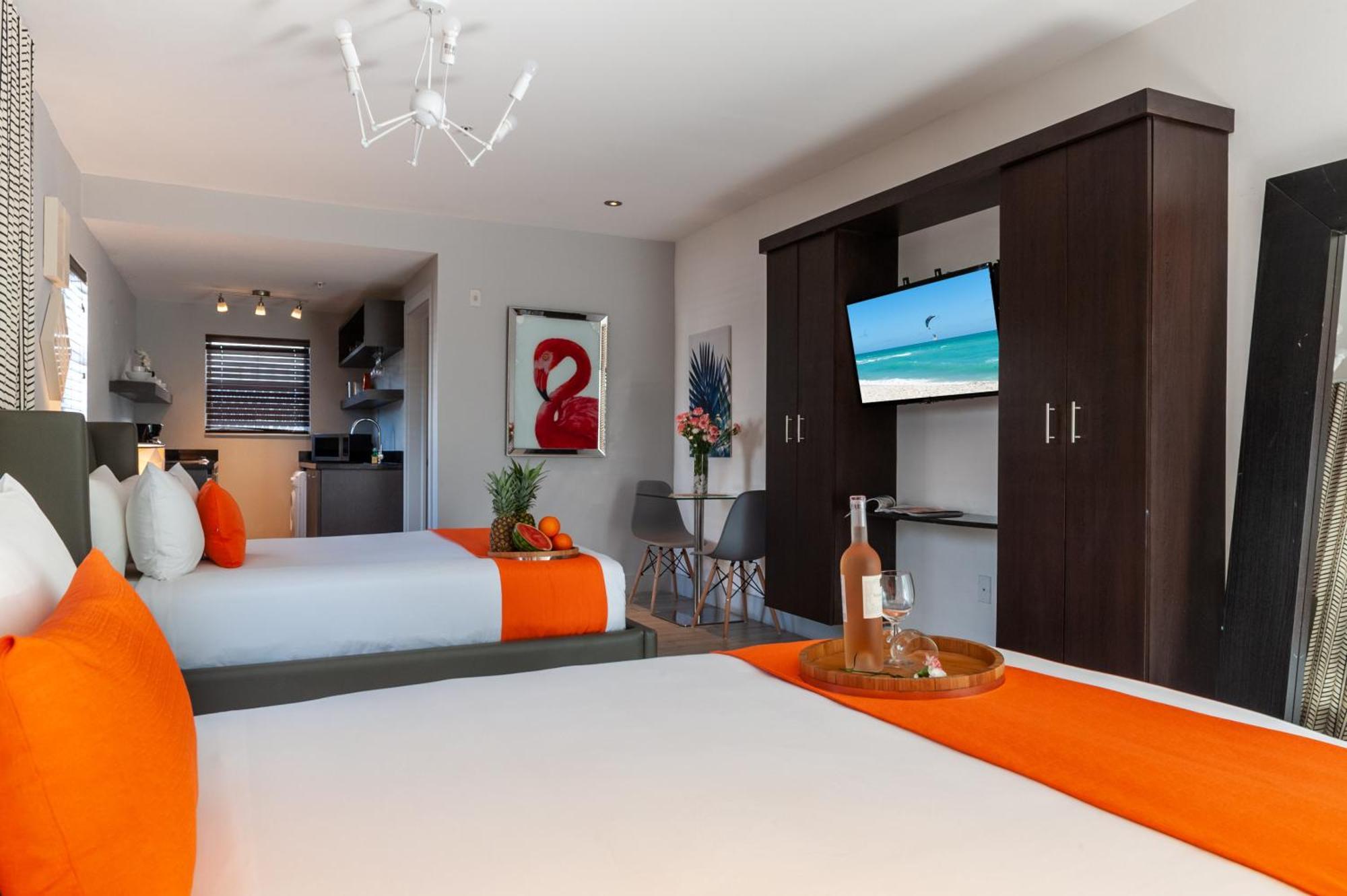 Seaside All Suites Hotel Miami Beach Exterior photo
